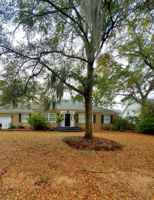 featured image of 611 8th Ave N