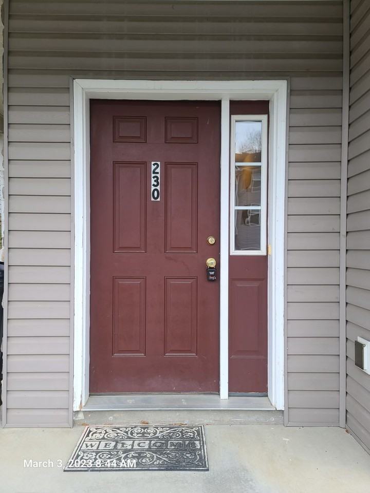 230 Crown Ct - Photo 4 of 50