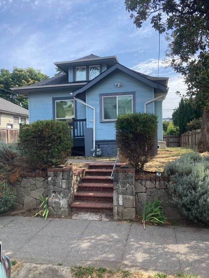 4024 N Haight Ave - Photo 2 of 13