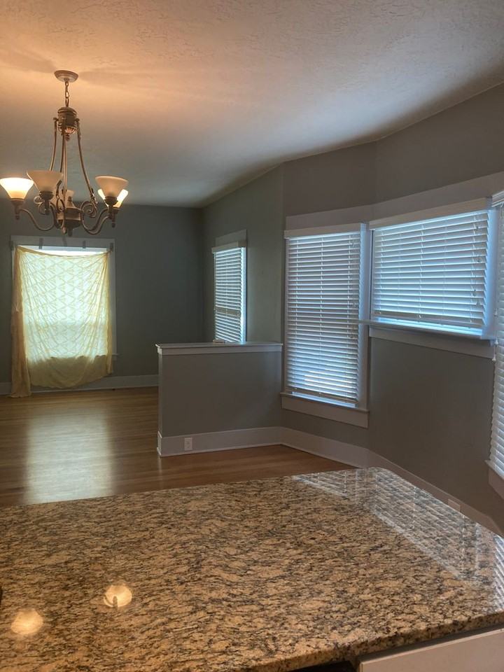 4024 N Haight Ave - Photo 6 of 13