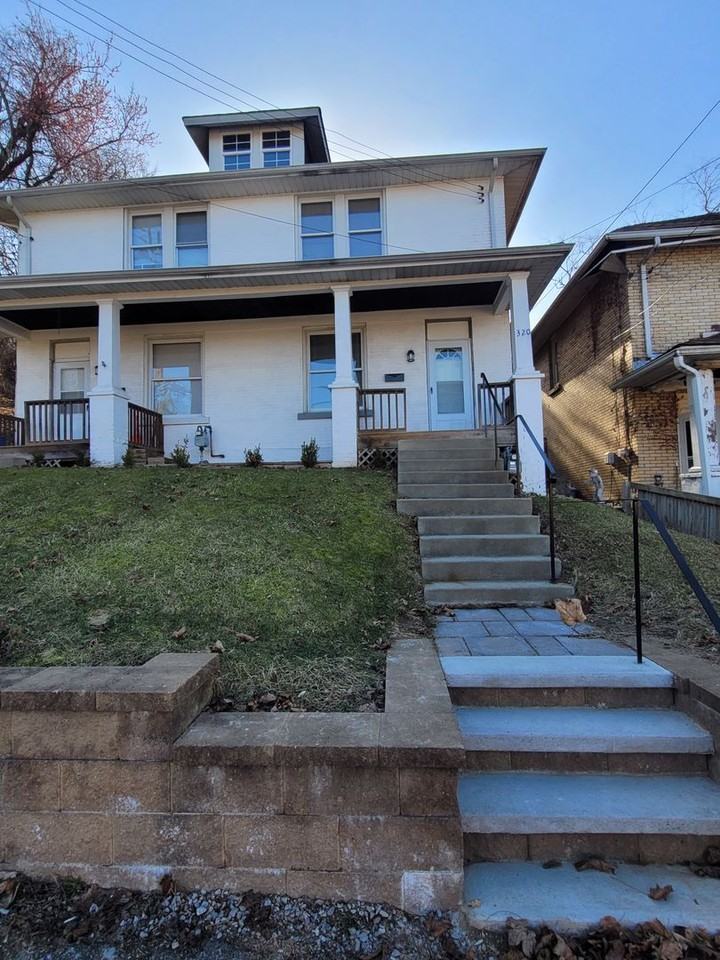 320 Aidyl Ave - Photo 2 of 18