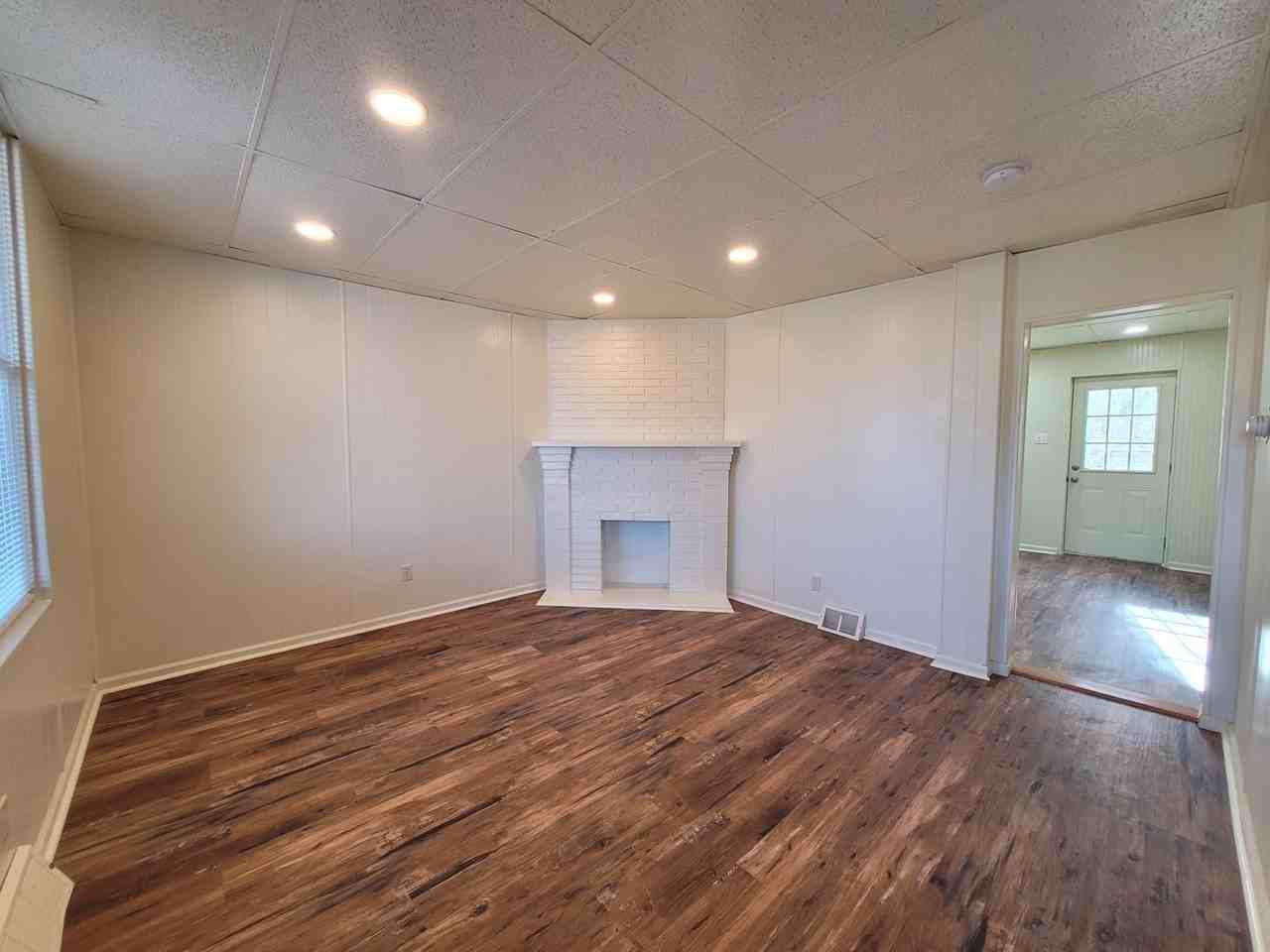 320 Aidyl Ave - Photo 7 of 18