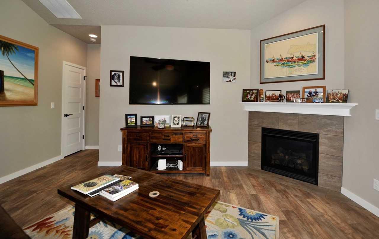 6312 N Descartes Dr - Photo 3 of 26