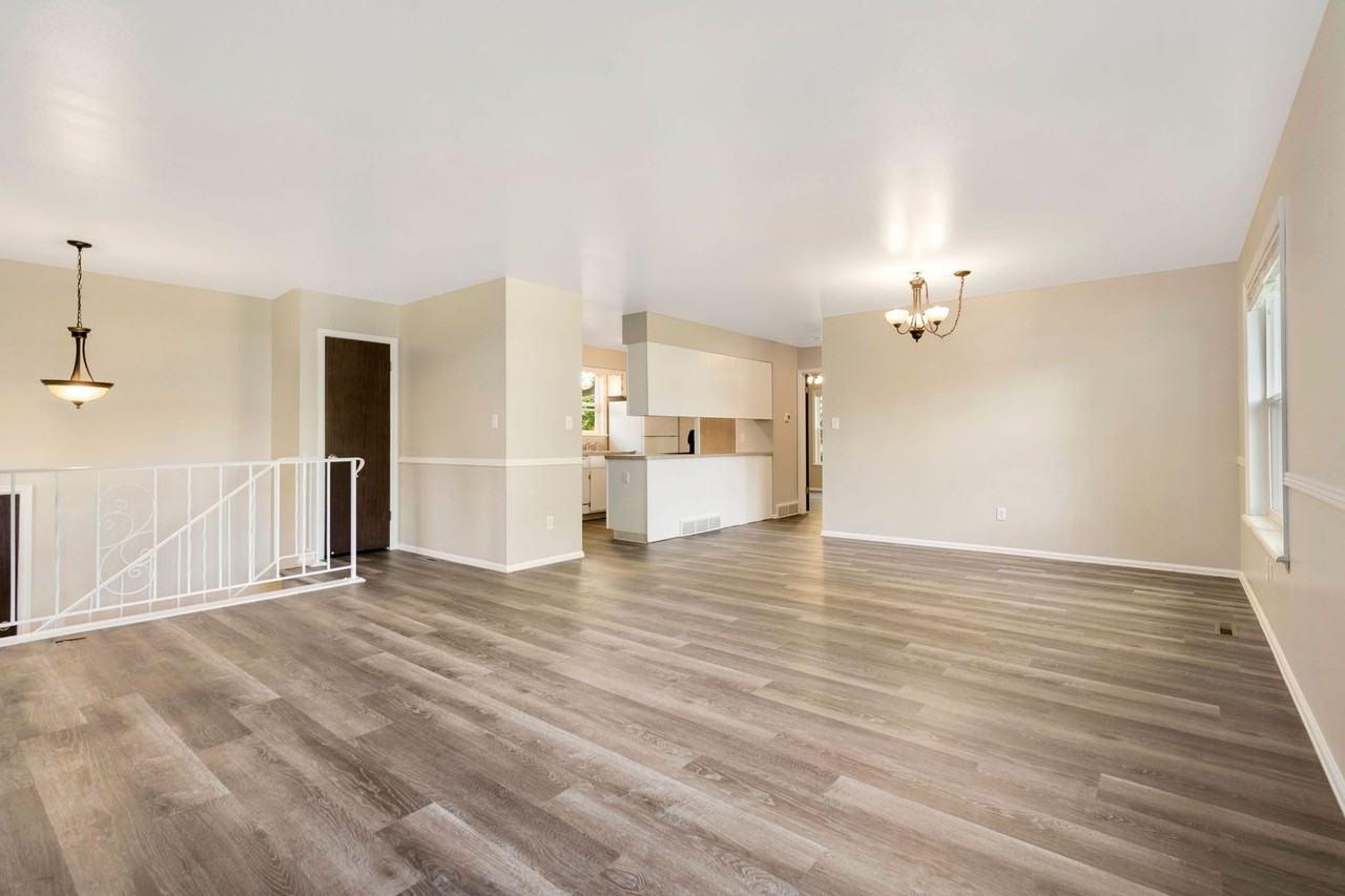1848 Marlborough Ct - Photo 6 of 26