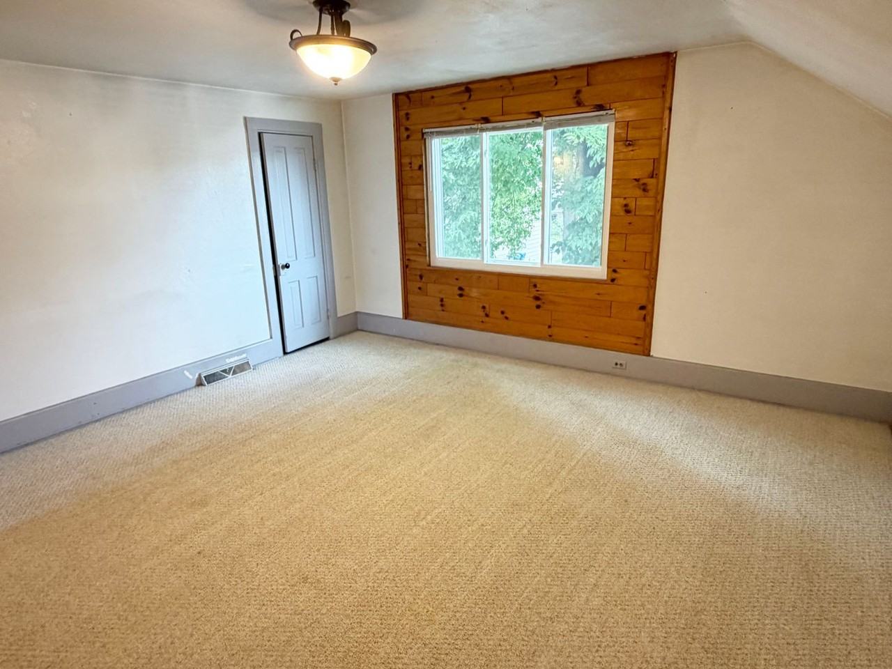 1515 N 4th St - Photo 3 of 19