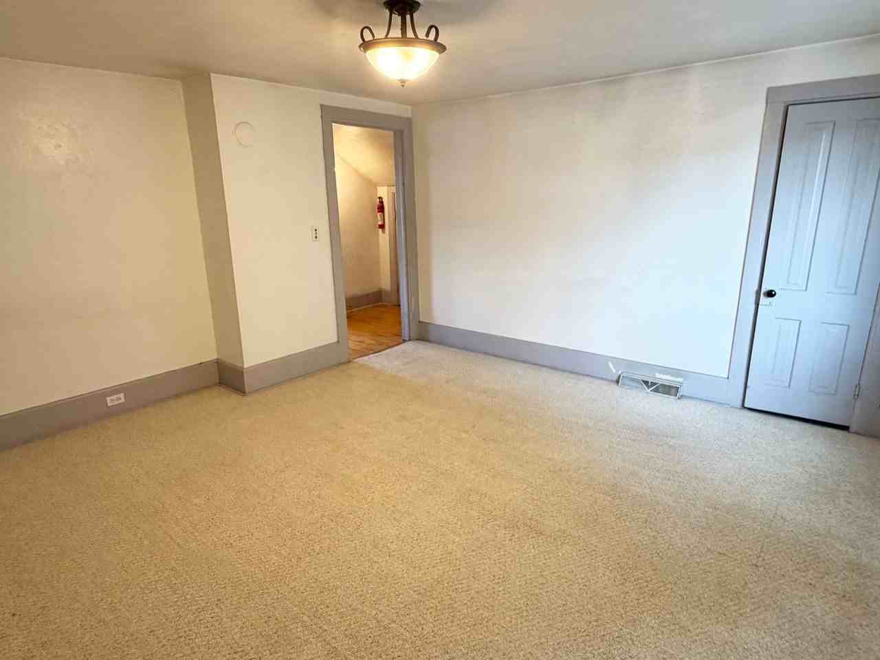 1515 N 4th St - Photo 4 of 19