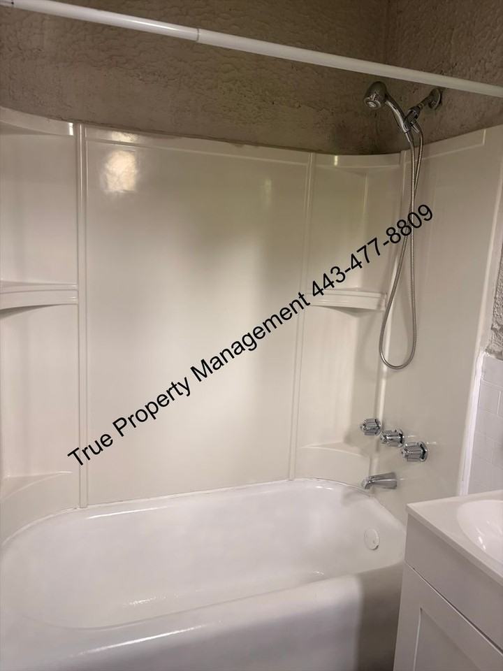 2635 Park Heights Terr - Photo 7 of 27