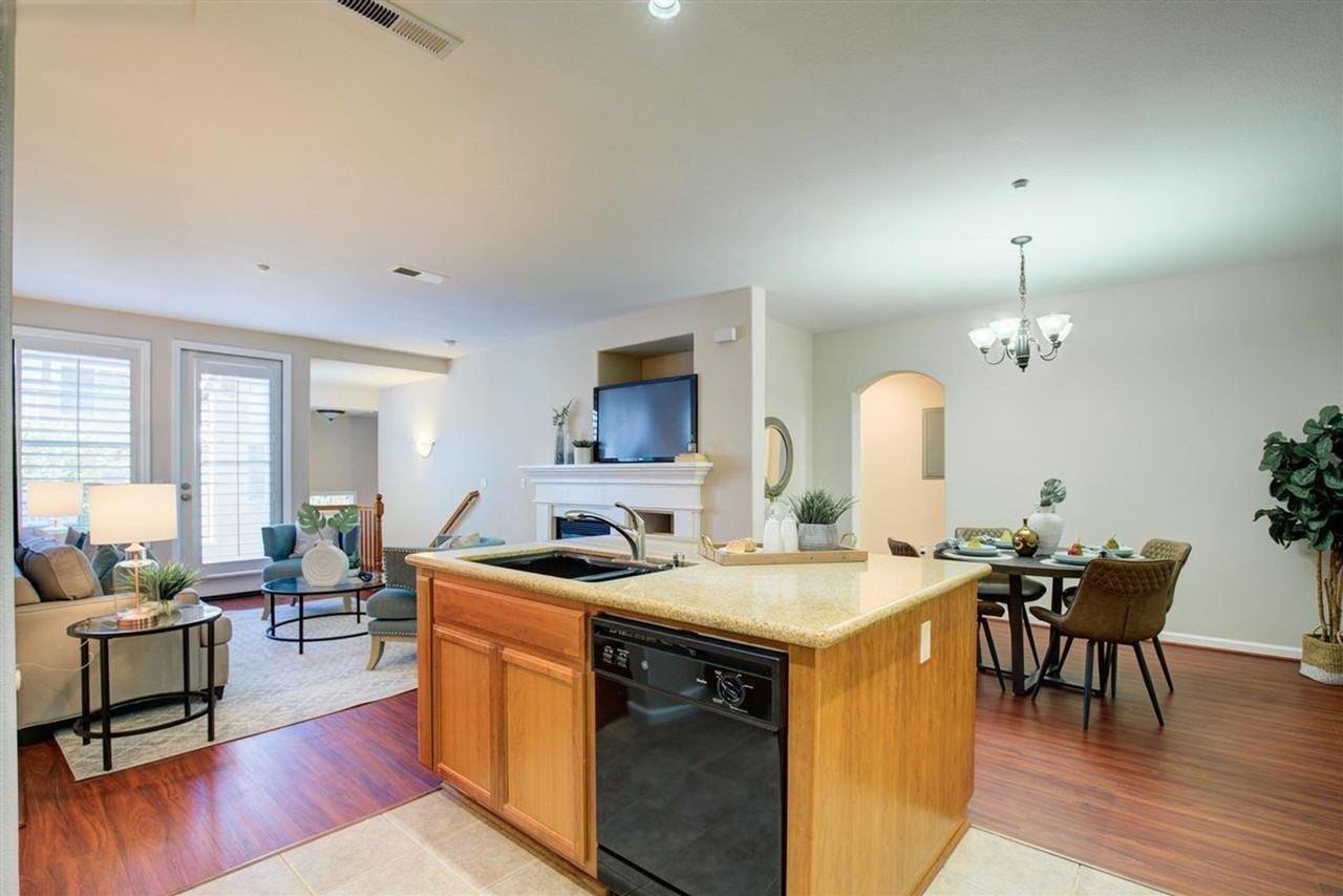 4231 Clarinbridge Cir - Photo 7 of 38