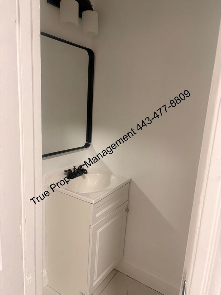 5208 Denmore Ave - Photo 6 of 15