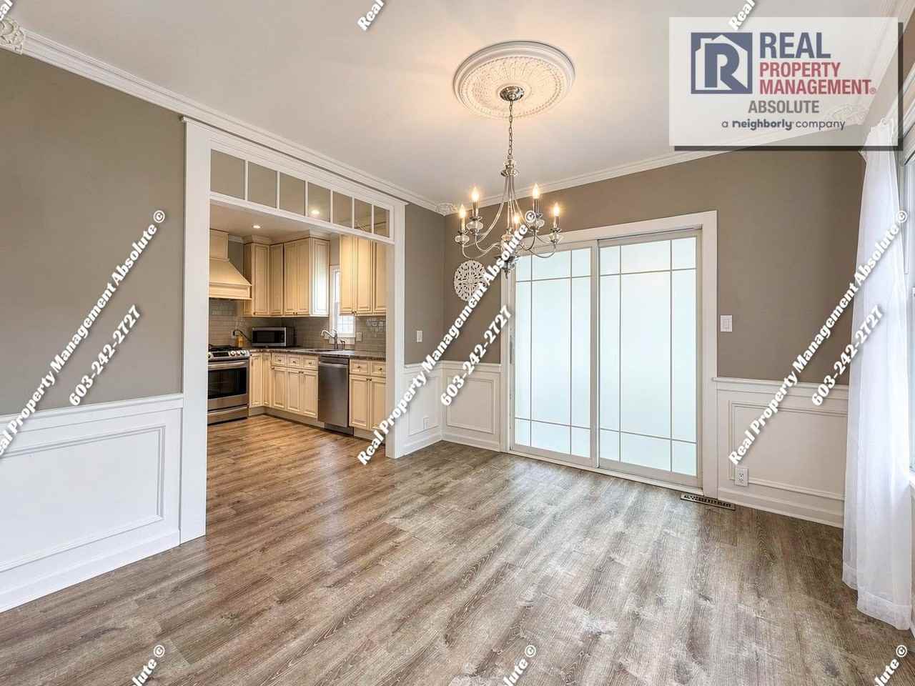 11 E Dunstable Rd - Photo 6 of 42