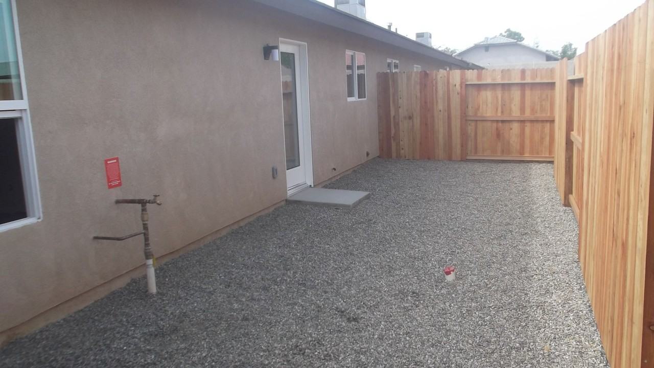 608 West Day Ave Bakersfield, CA 93308 - Photo 4 of 4