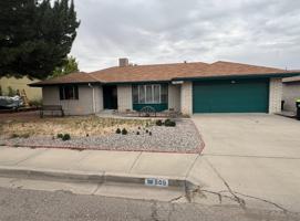 featured image of 909 W Firwood St