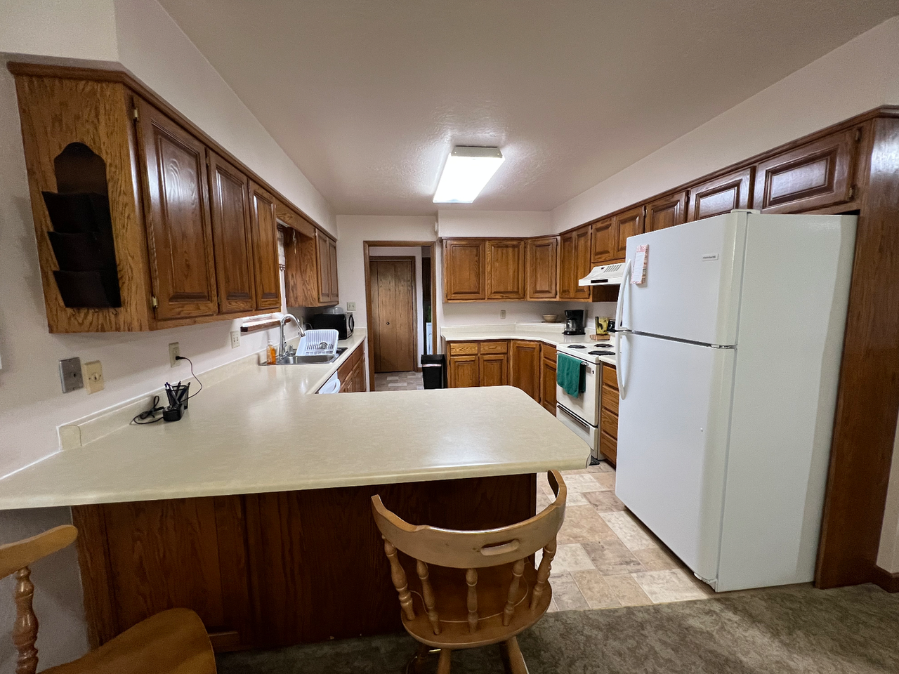 909 W Firwood St - Photo 4 of 11