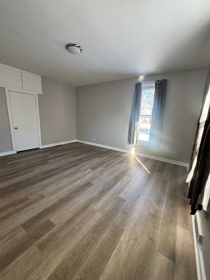122 W Wiley Ave - Photo 5 of 8