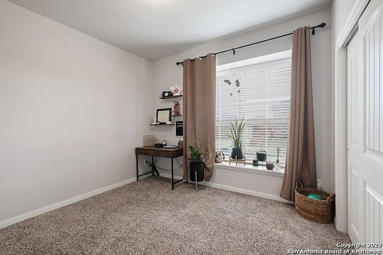 8909 Elizabeth Park - Photo 5 of 24