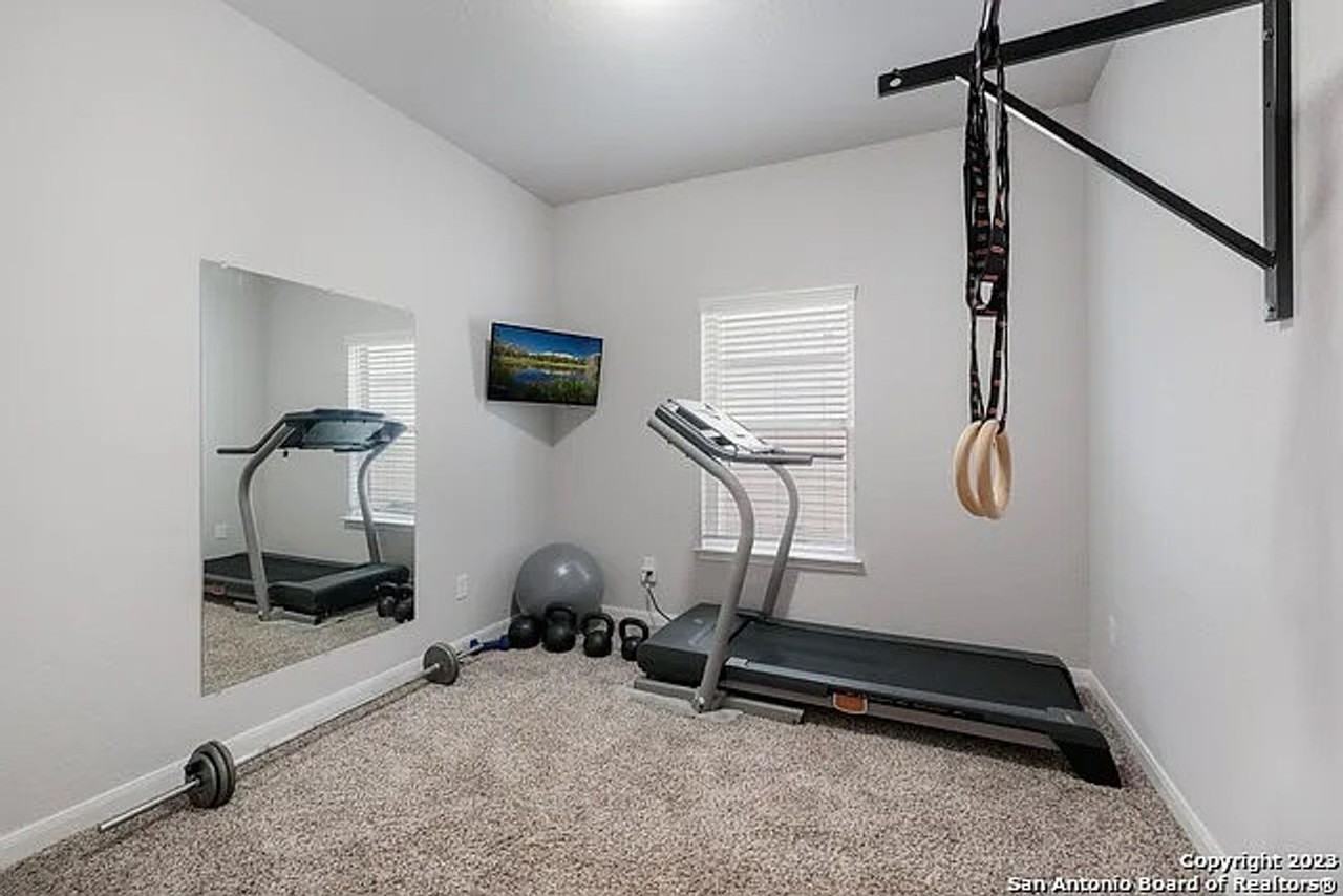 8909 Elizabeth Park - Photo 6 of 24
