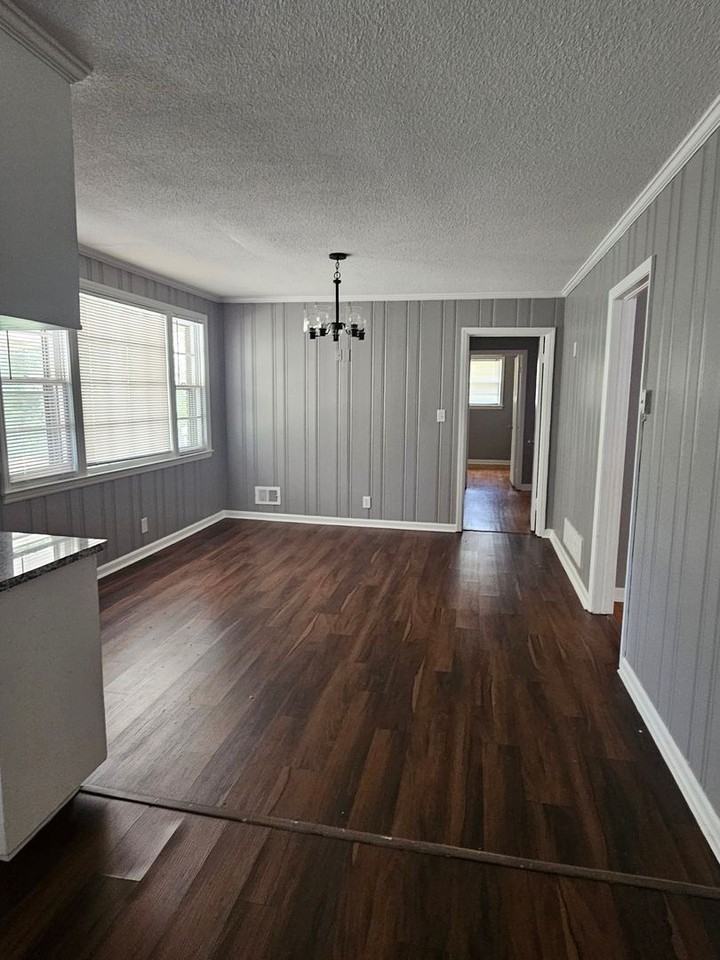 2709 Haymarket Rd - Photo 5 of 22