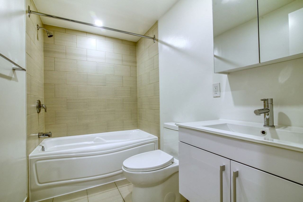 2400 Van Horne Street - Photo 3 of 50