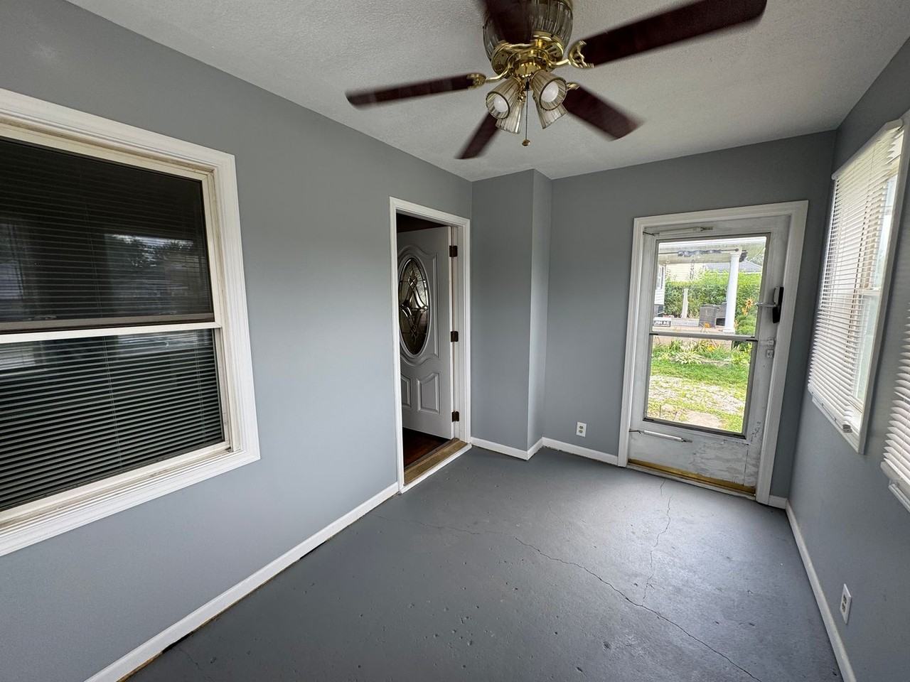 2342 E Legrande Ave - Photo 3 of 29