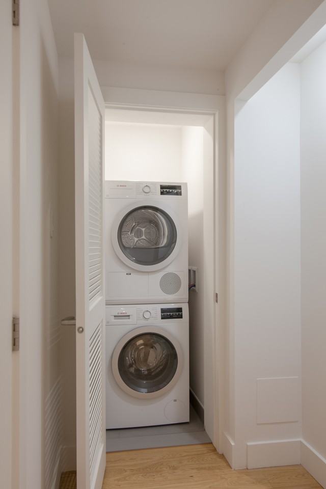 4390 Grand Boulevard - Photo 5 of 50