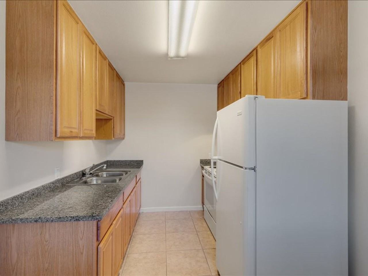 1185 Bird Ave - Photo 7 of 16