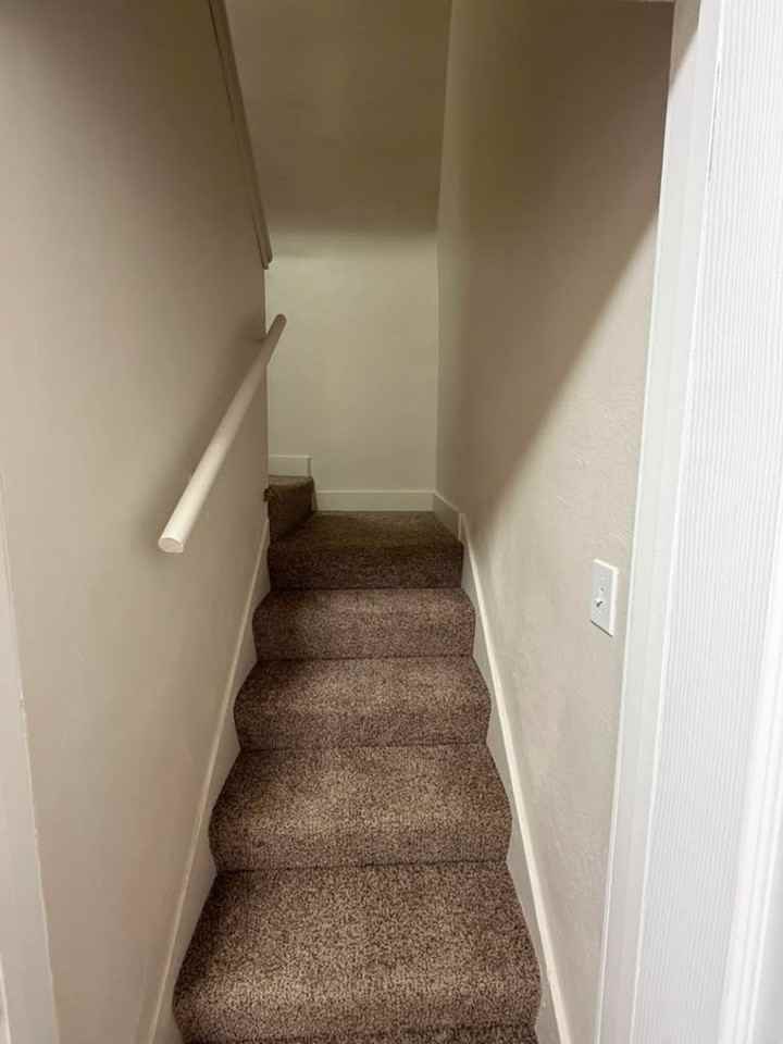 740 Middle Ave - Photo 5 of 12