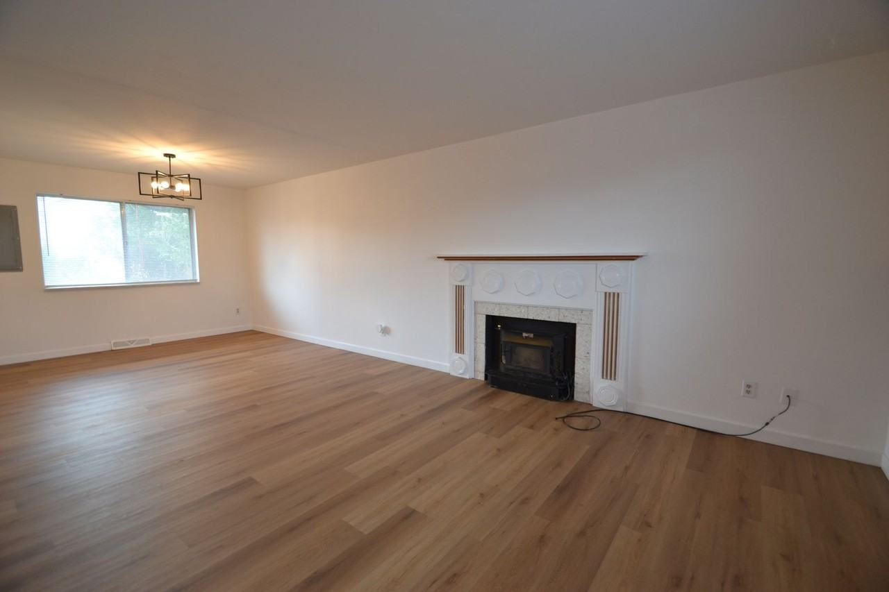 2988 W Fontanero St - Photo 4 of 24