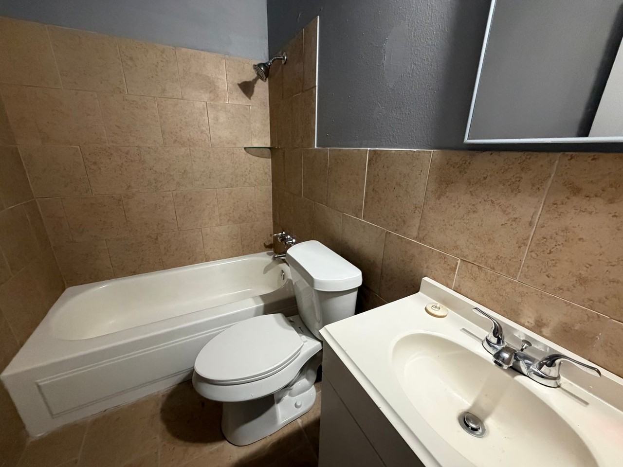 1844 Nicholson St - Photo 6 of 10