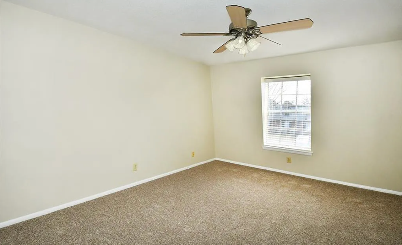 3812 Country Club Rd - Photo 4 of 13