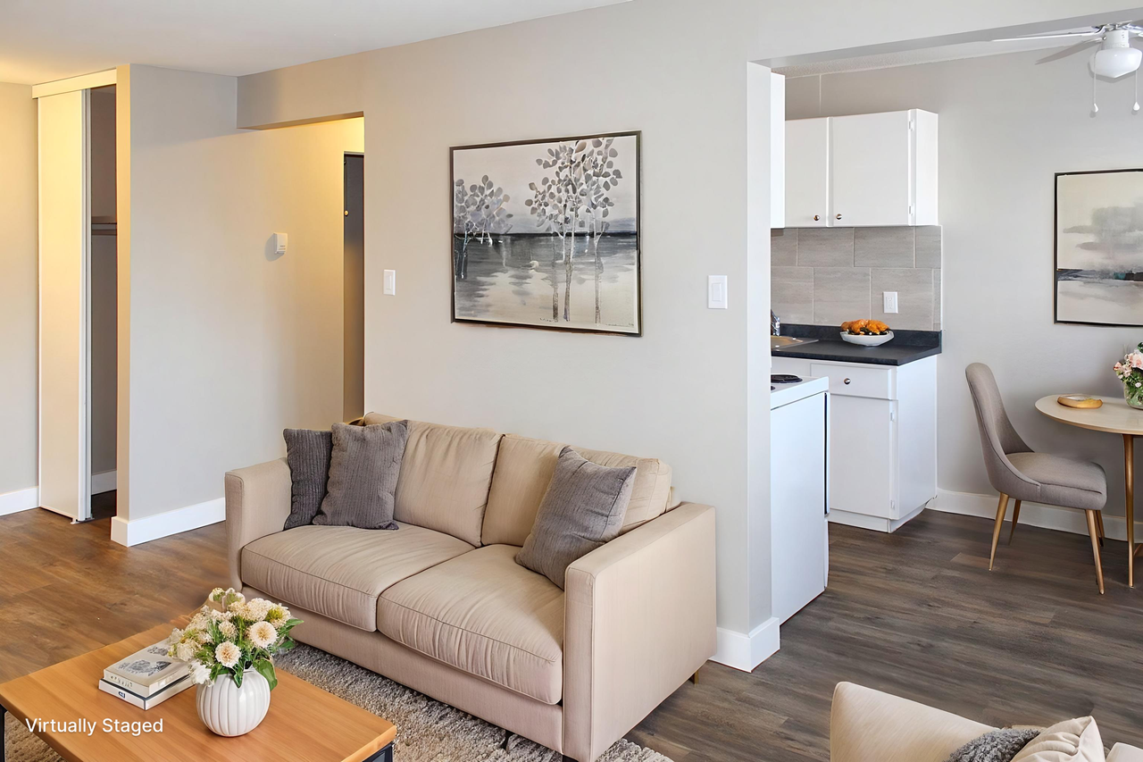 McCam 4 Apartments - Photo 4 of 19