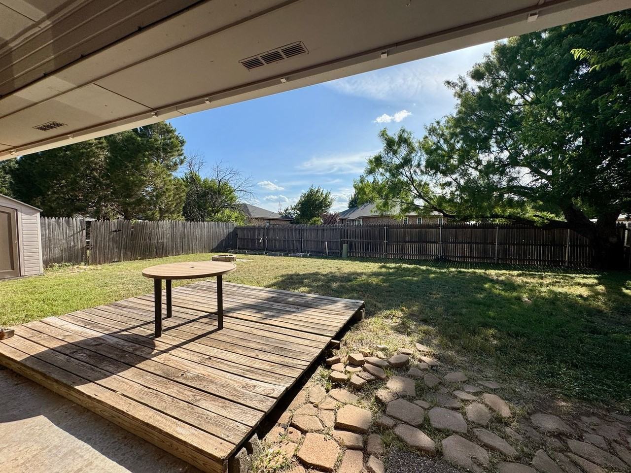 2710 Bishop Rd - Photo 4 of 26