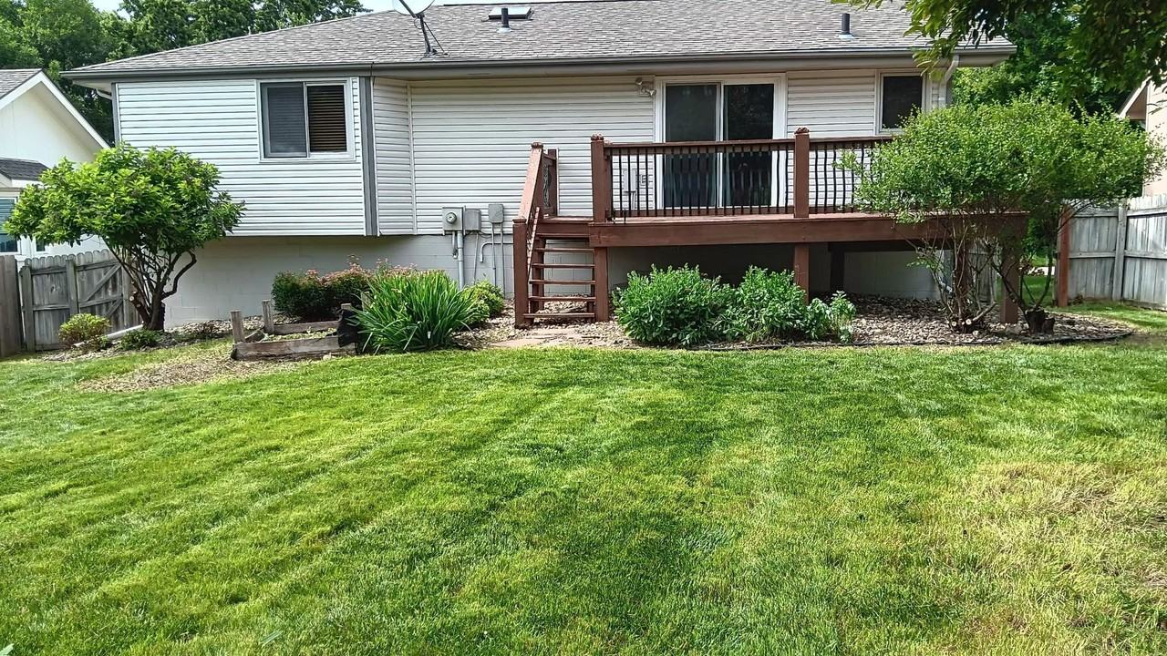 11215 Ellison Ave - Photo 2 of 22