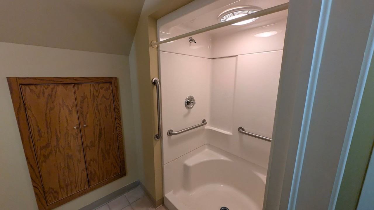 320 E Lincoln Ave #304 - Photo 7 of 19