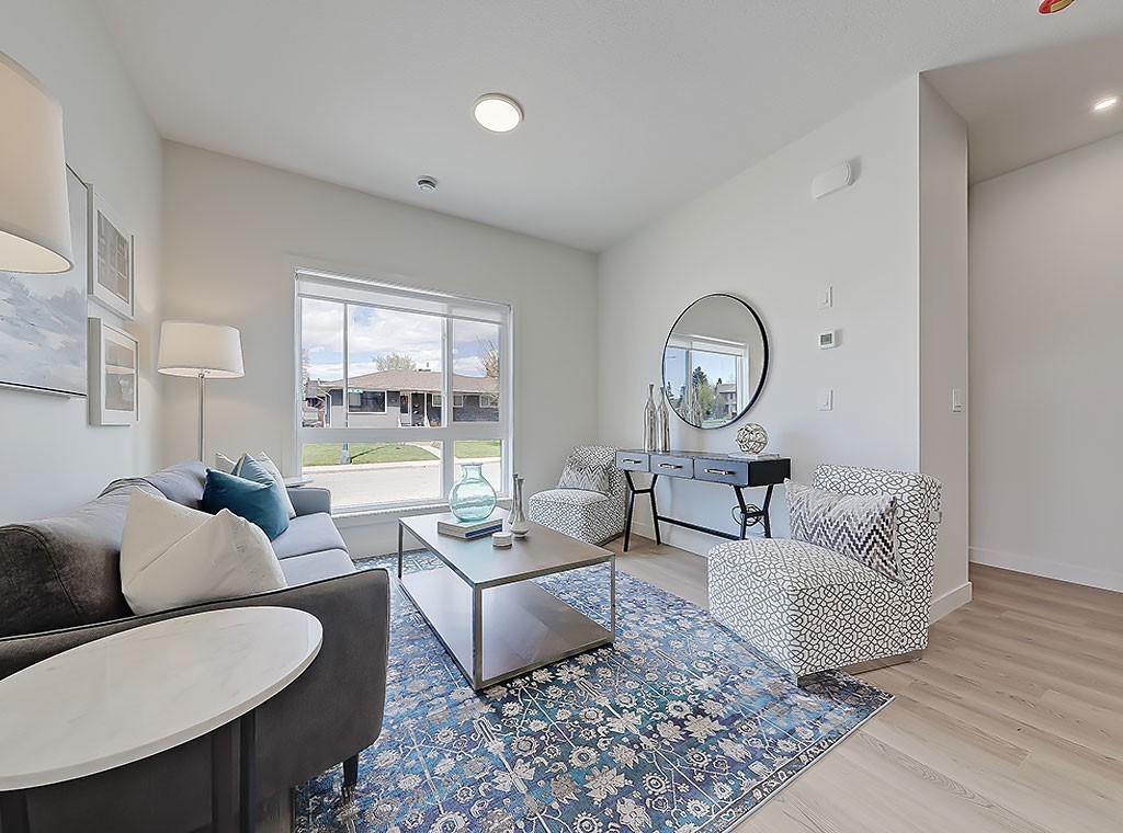 Capitol Hill Avas - Photo 2 of 18