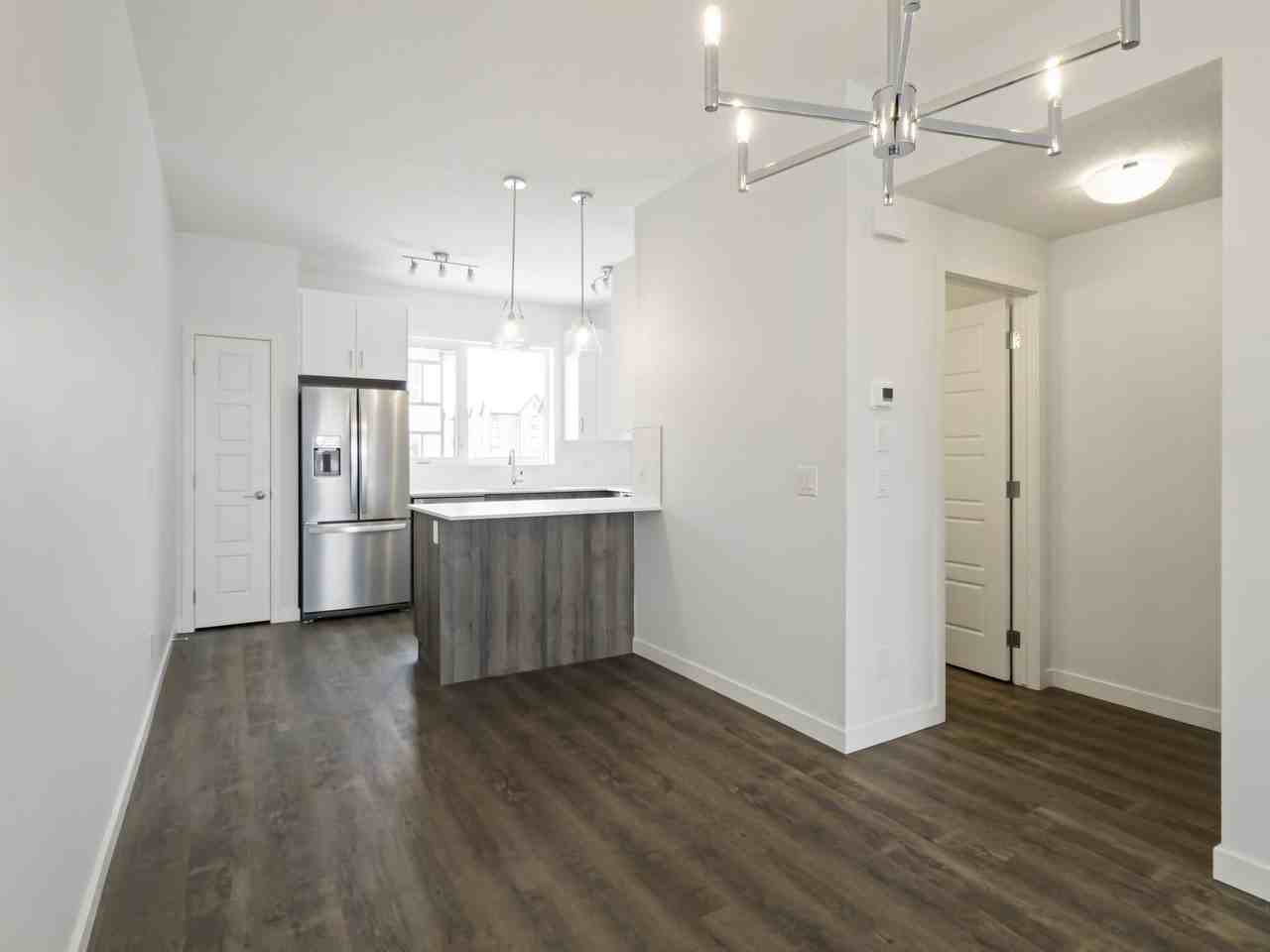 391 Belmont Avenue SW, Calgary - Photo 3 of 13