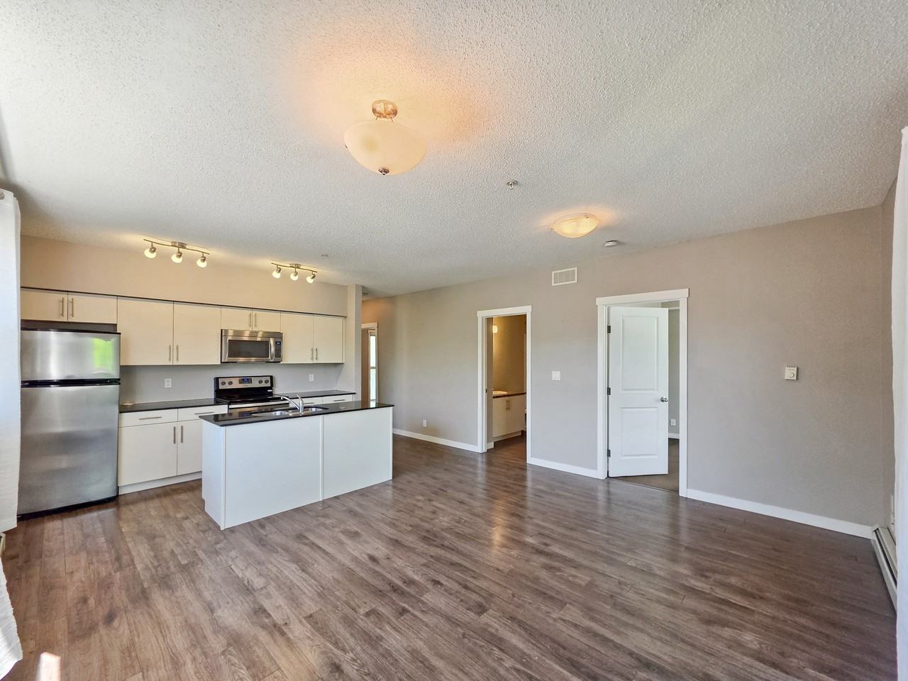 1740 9 St Nw Unit 304 - Photo 2 of 17