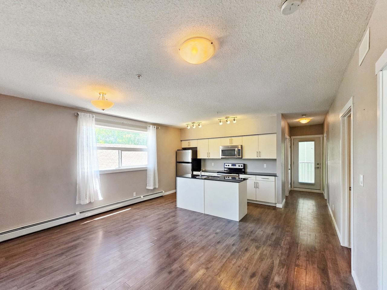 1740 9 St Nw Unit 304 - Photo 3 of 17