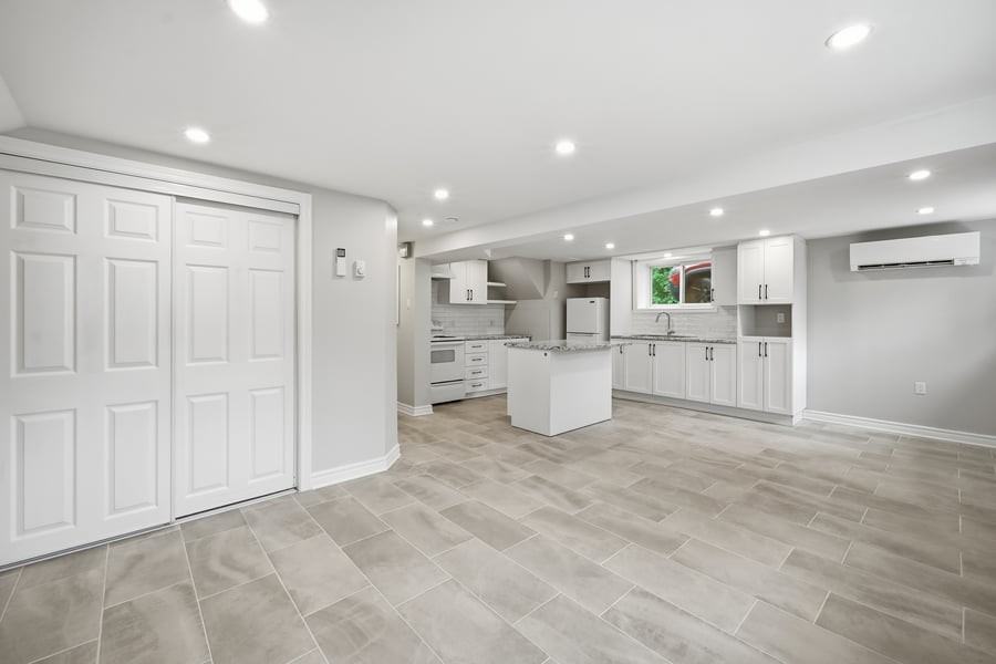 1225 Old Montreal Rd Unit 4 - Photo 6 of 11