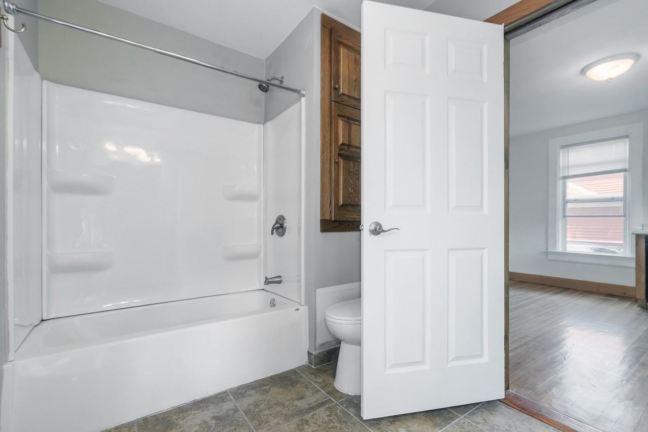 511 E Johnson St #1 - Photo 2 of 30