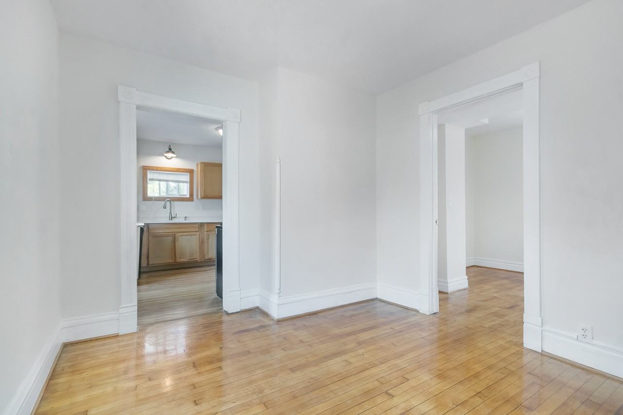 511 E Johnson St #1 - Photo 6 of 30