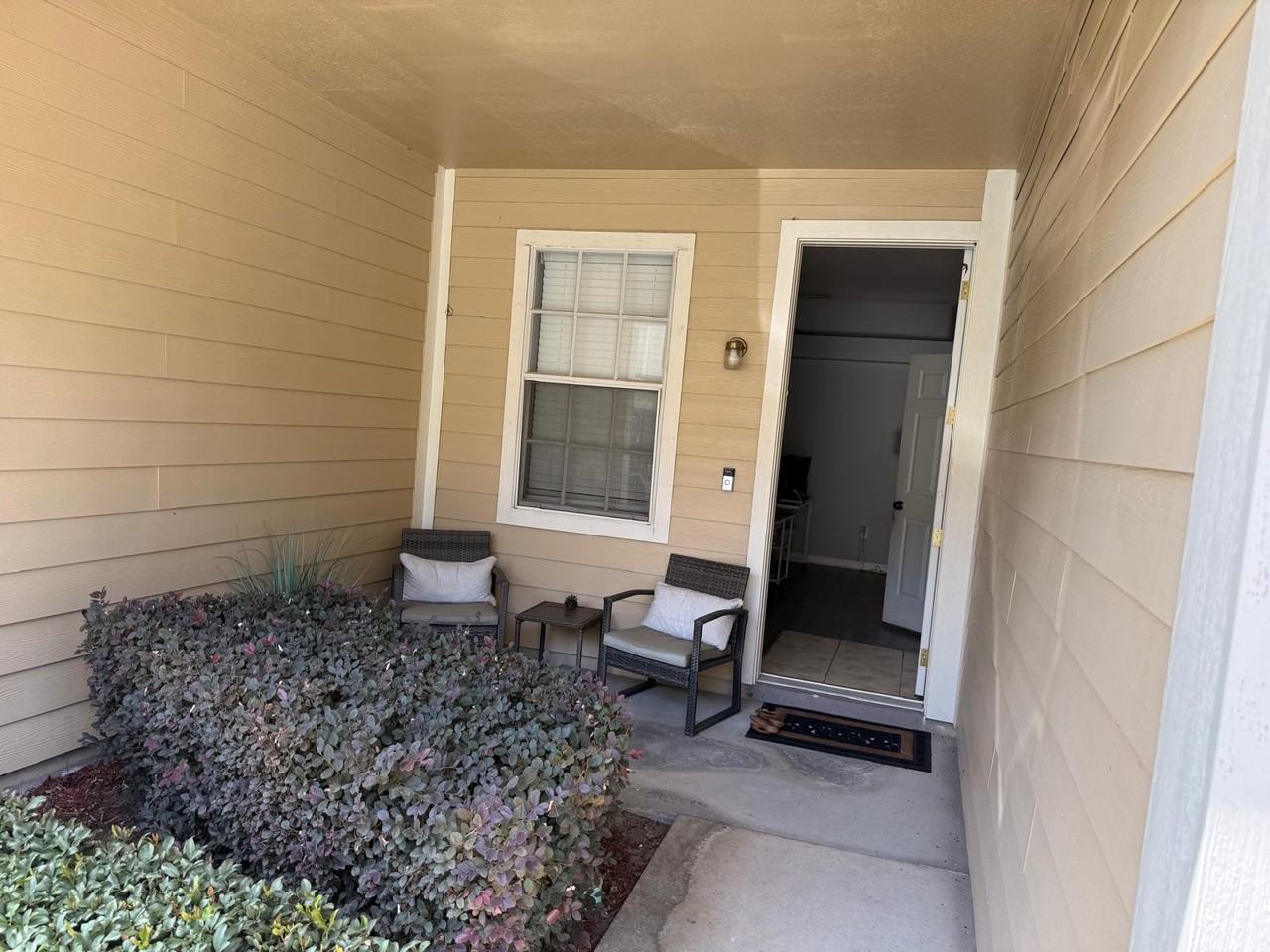 3635 Pine Knot Dr - Photo 2 of 14