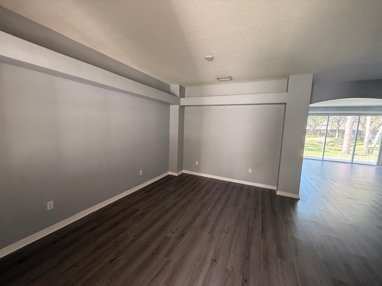 3635 Pine Knot Dr - Photo 3 of 14