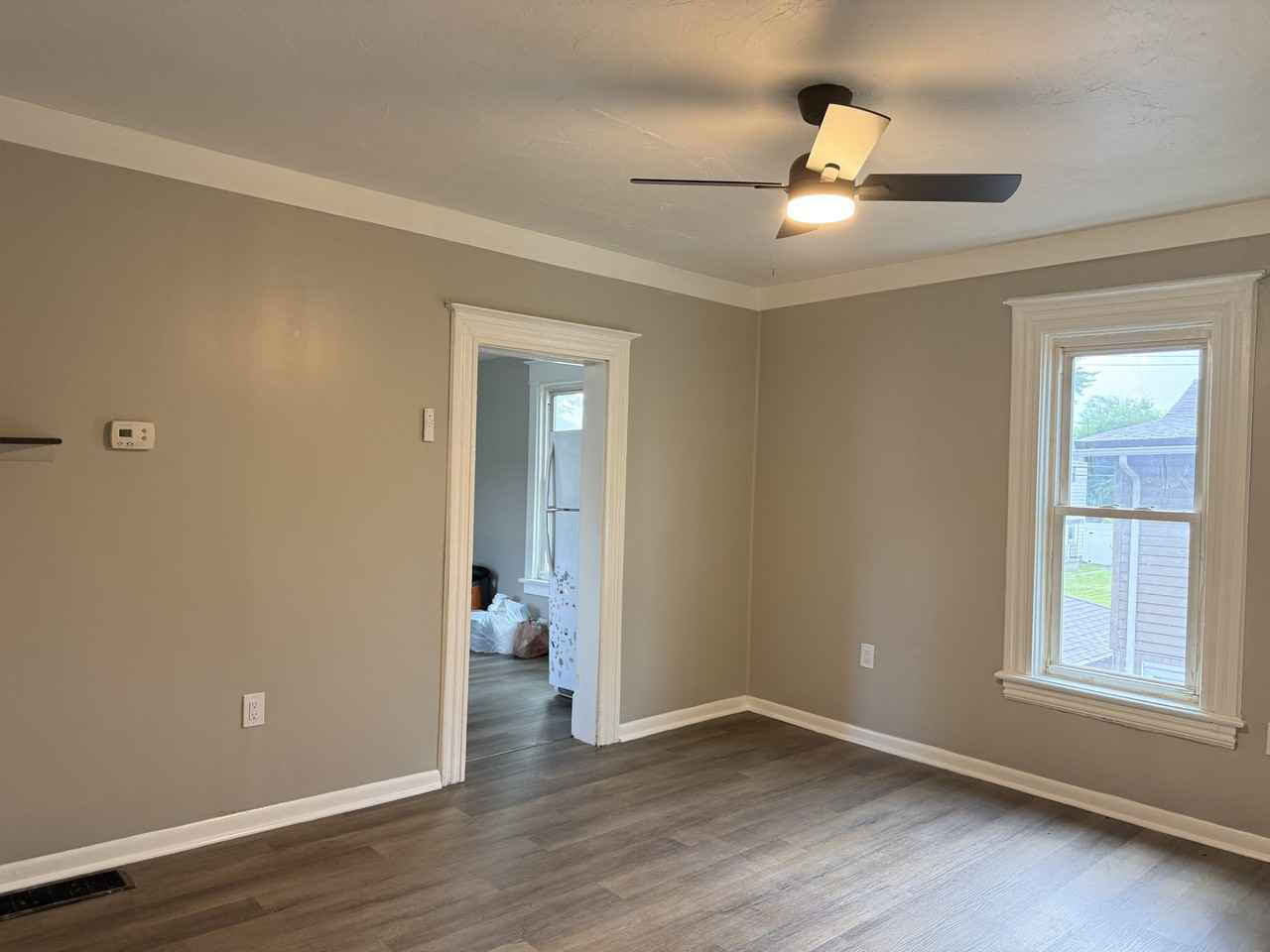328 New York Ave - Photo 7 of 12