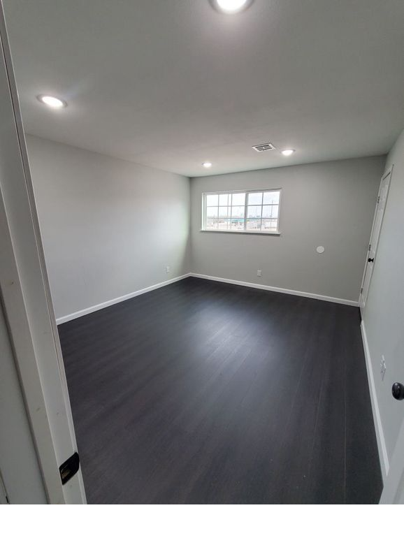 3610 Springlake Dr #108 - Photo 3 of 10