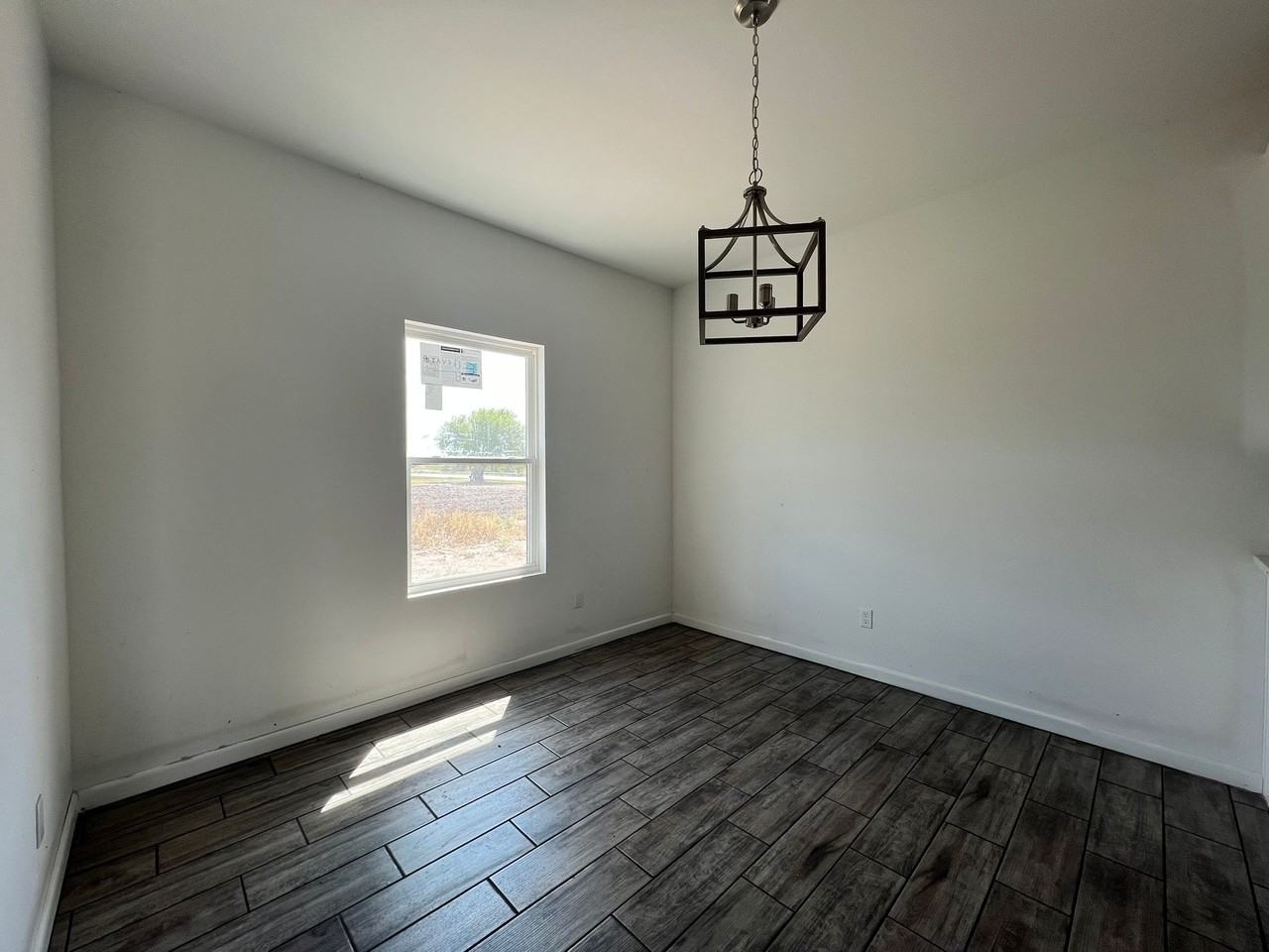 108 Faith Dr - Photo 5 of 11