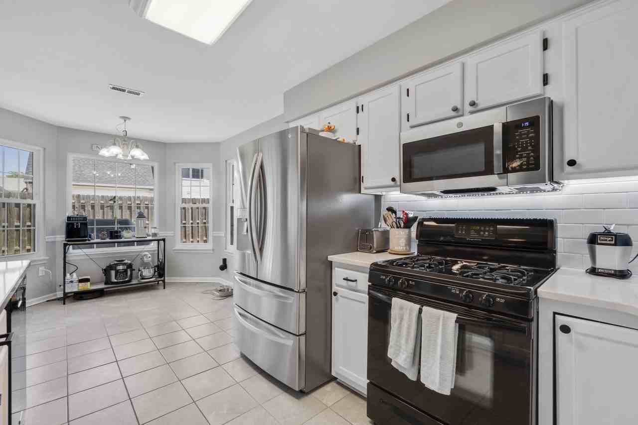 2612 Loudoun St - Photo 4 of 22