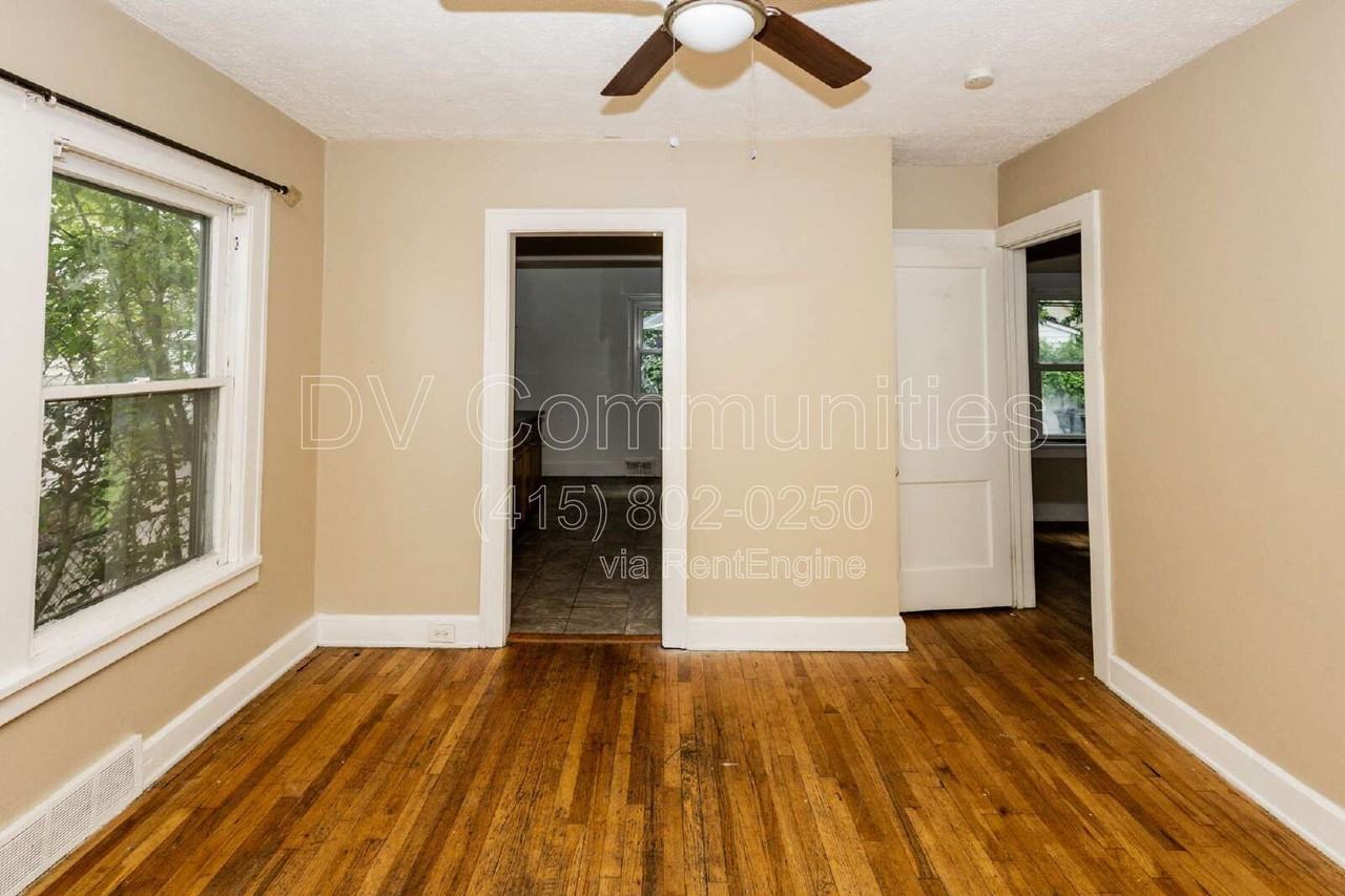 3849 W 135th St - Photo 4 of 17