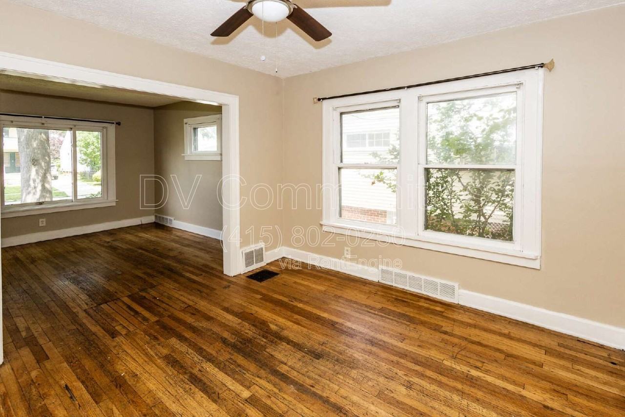 3849 W 135th St - Photo 5 of 17