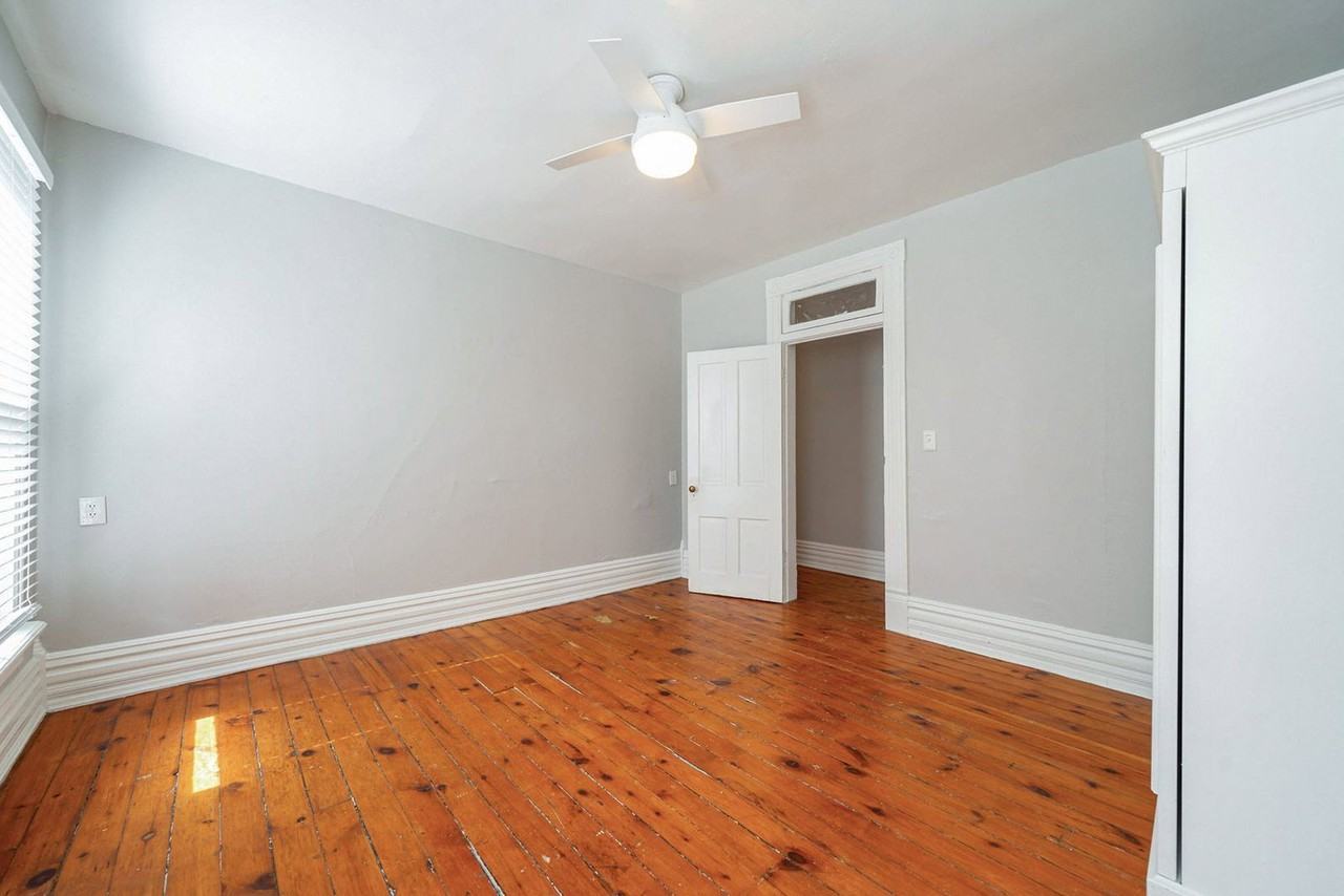 247 1/2 W 3rd Ave - Photo 6 of 10