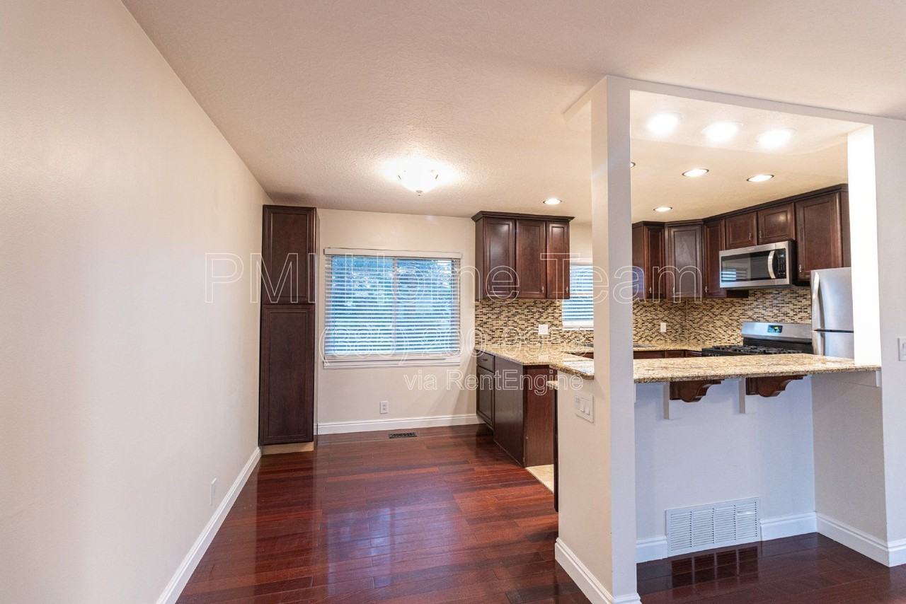2205 N 1100 W - Photo 3 of 28